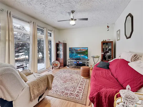 301 & 303 Otter STREET, Cut Knife, SK S0M 0N0