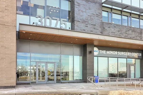 3075 Hospital Gate #414, Oakville, ON L6M 1M1