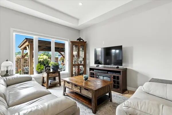 23 Matheson CRES, East Zorra-tavistock, ON N0J 1M0