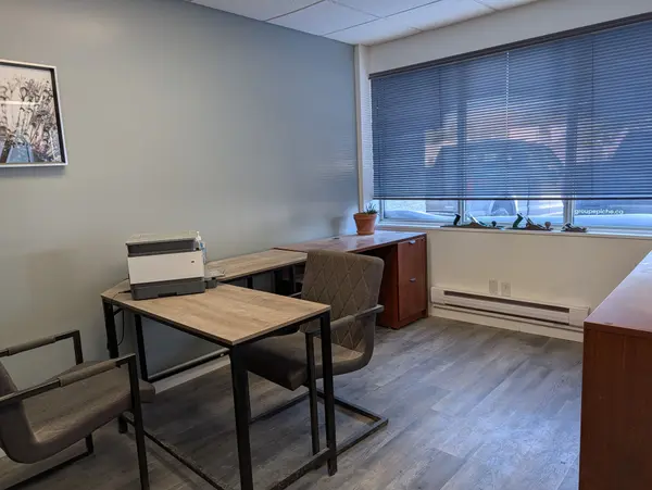 5459 Canotek RD #4, Beacon Hill North - South And Area, ON K1J 6N3