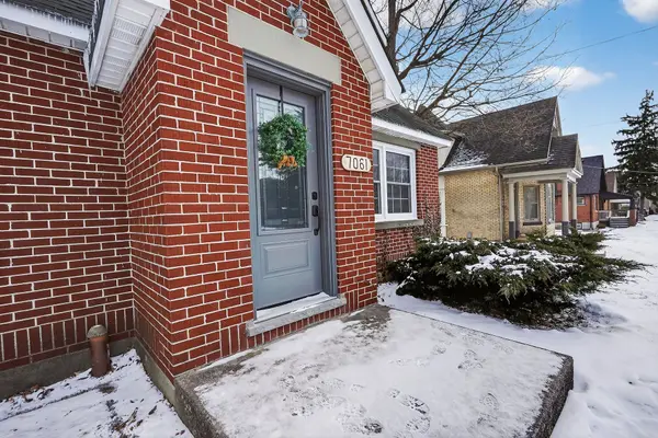 7061 Longwoods RD, London South, ON N6P 1B6