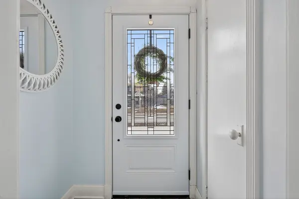 7061 Longwoods RD, London South, ON N6P 1B6