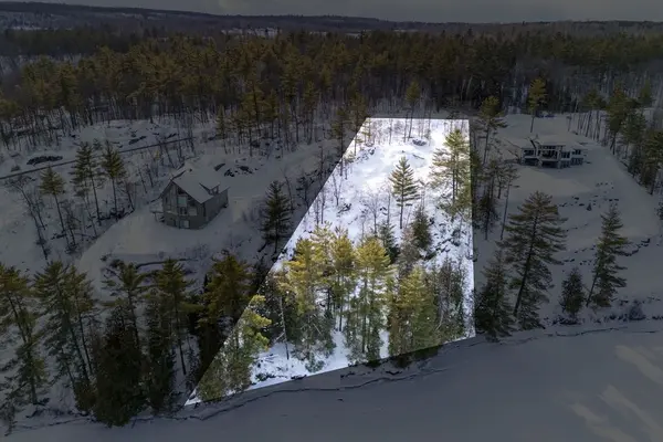 77 Carriage Landing DR, Horton, ON K0J 1Y0