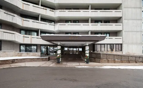 1171 Ambleside DR #1506, Woodroffe, ON K2B 8E1