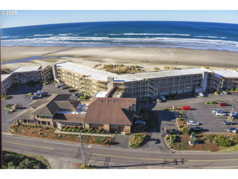 88416 1ST AVE #110/112, Florence, OR 97439