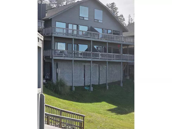 Gold Beach, OR 97444,29134 ELLENSBURG AVE #16