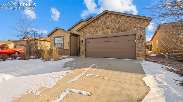 8145 Hunter Peak TRL, Colorado Springs, CO 80924