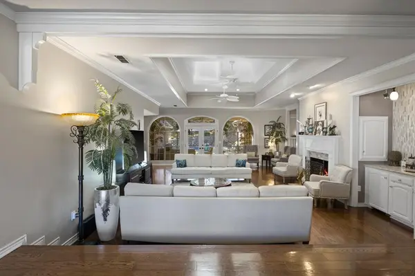 912 Fleming Drive, Mount Pleasant, TX 75455