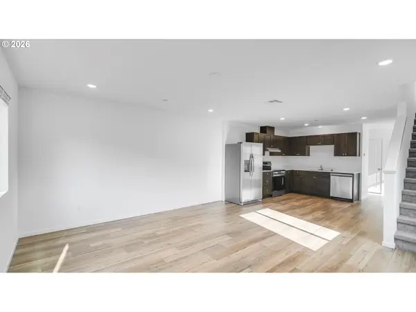 1390 NW Laura Vista DR, Albany, OR 97321