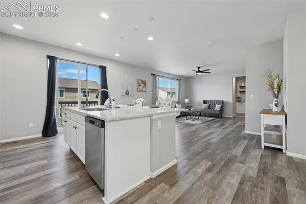 4858 Wolf Moon DR, Colorado Springs, CO 80911