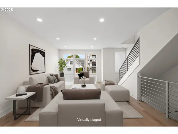 176 N GOING ST, Portland, OR 97217