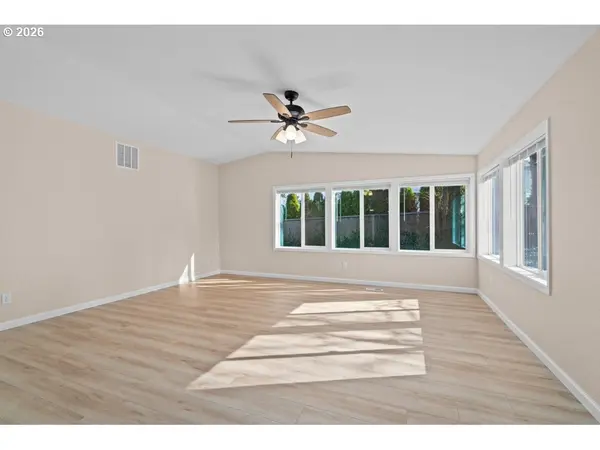 11201 NW 3RD AVE, Vancouver, WA 98685