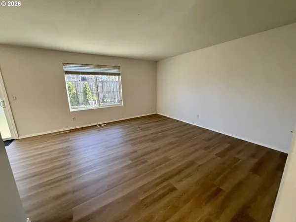 764 N 20TH PL, Cornelius, OR 97113