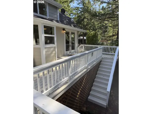 39 EASY ST, Florence, OR 97439