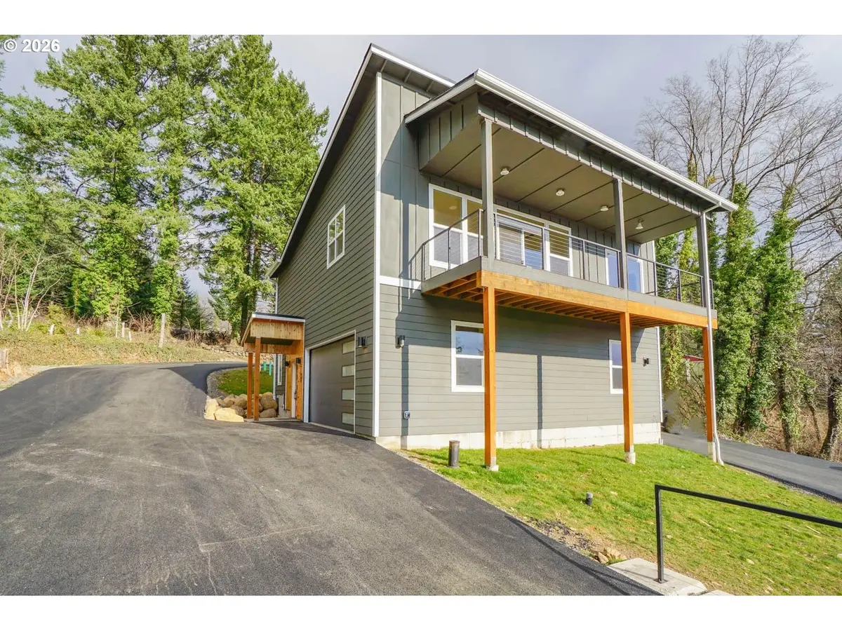 79 NW LASHER RD, Stevenson, WA 98648