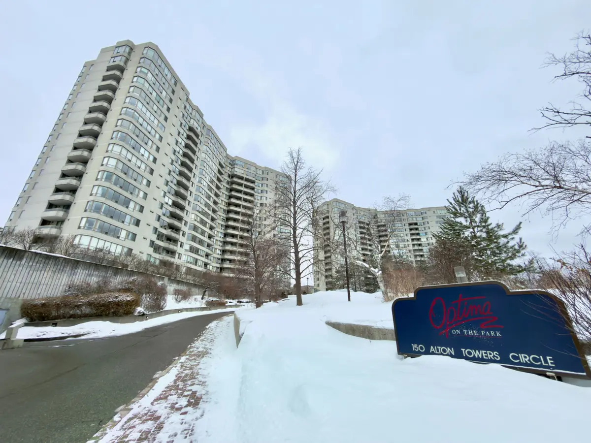 150 Alton Towers CIR #1814, Toronto E07, ON M1V 4X7