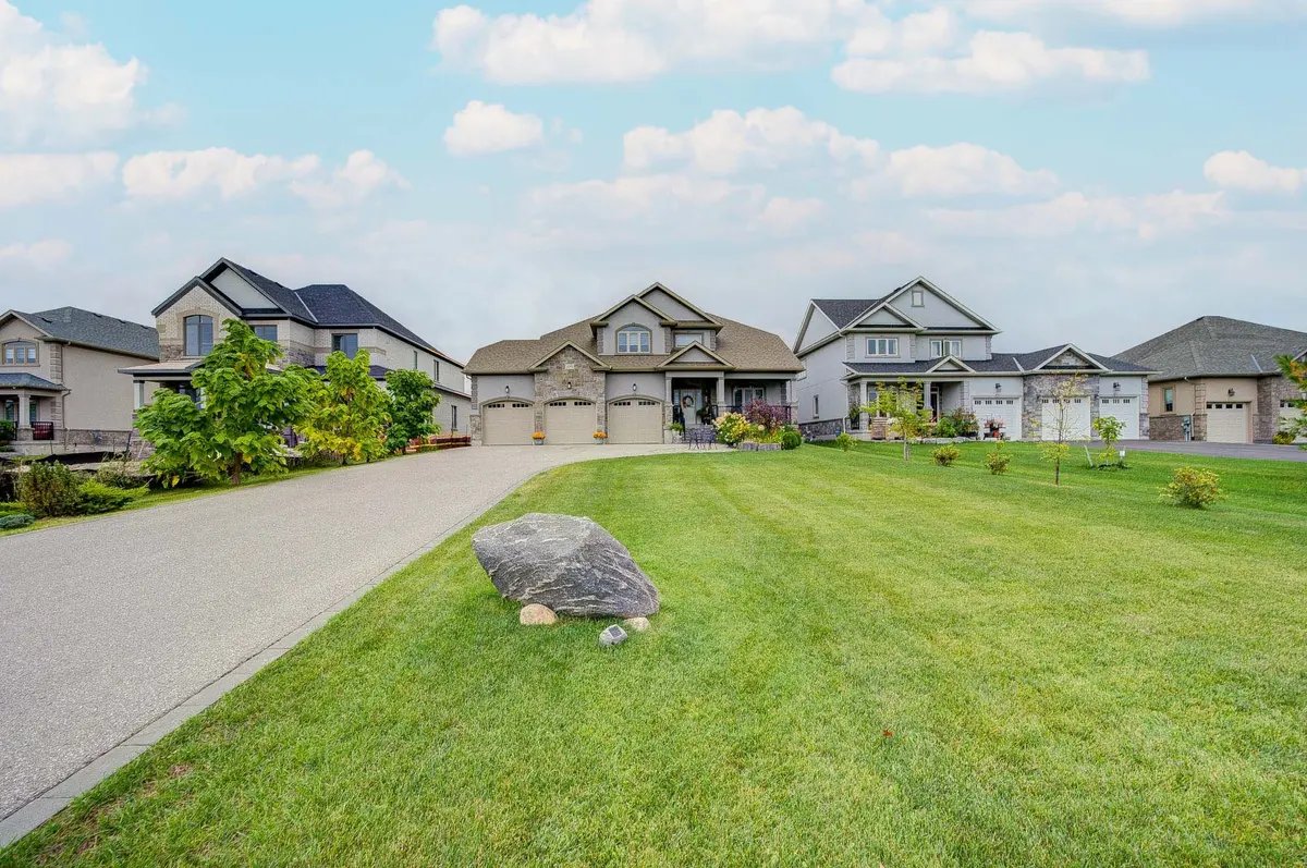 295 Sunnybrae AVE, Innisfil, ON L9S 0K9