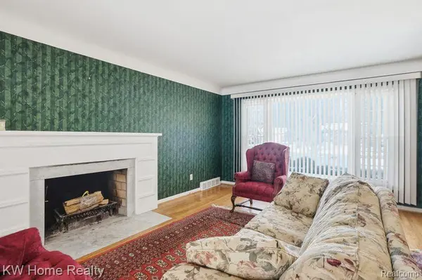 18635 San Diego BLVD, Lathrup Village, MI 48076