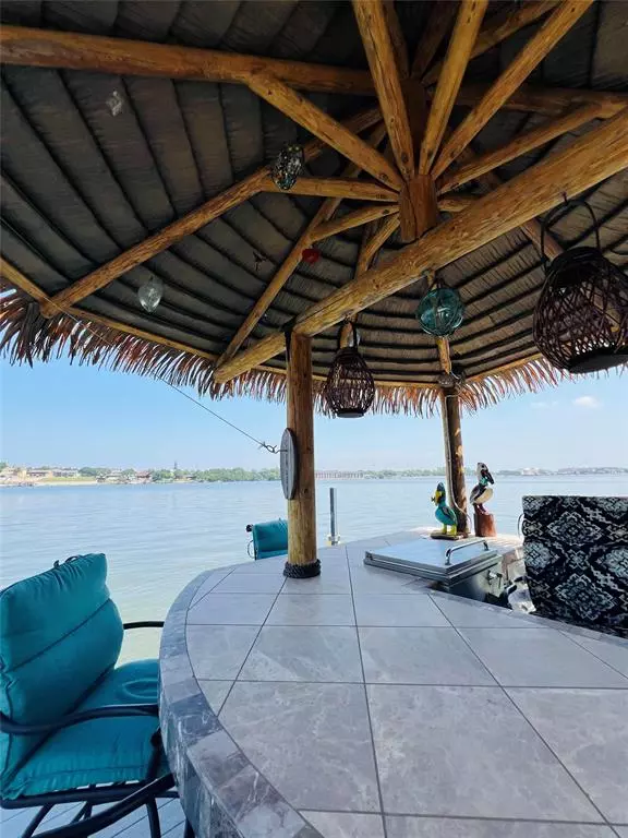 Granbury, TX 76048,214 Bahama Court