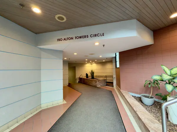 150 Alton Towers CIR #1814, Toronto E07, ON M1V 4X7