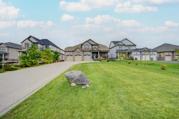 295 Sunnybrae AVE, Innisfil, ON L9S 0K9