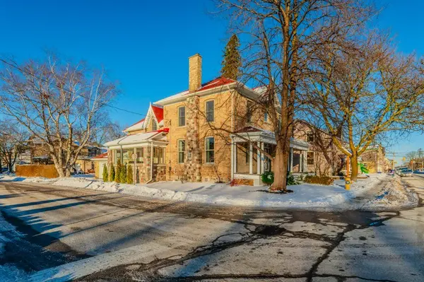 44 Hope ST W, East Zorra-tavistock, ON N0B 2R0