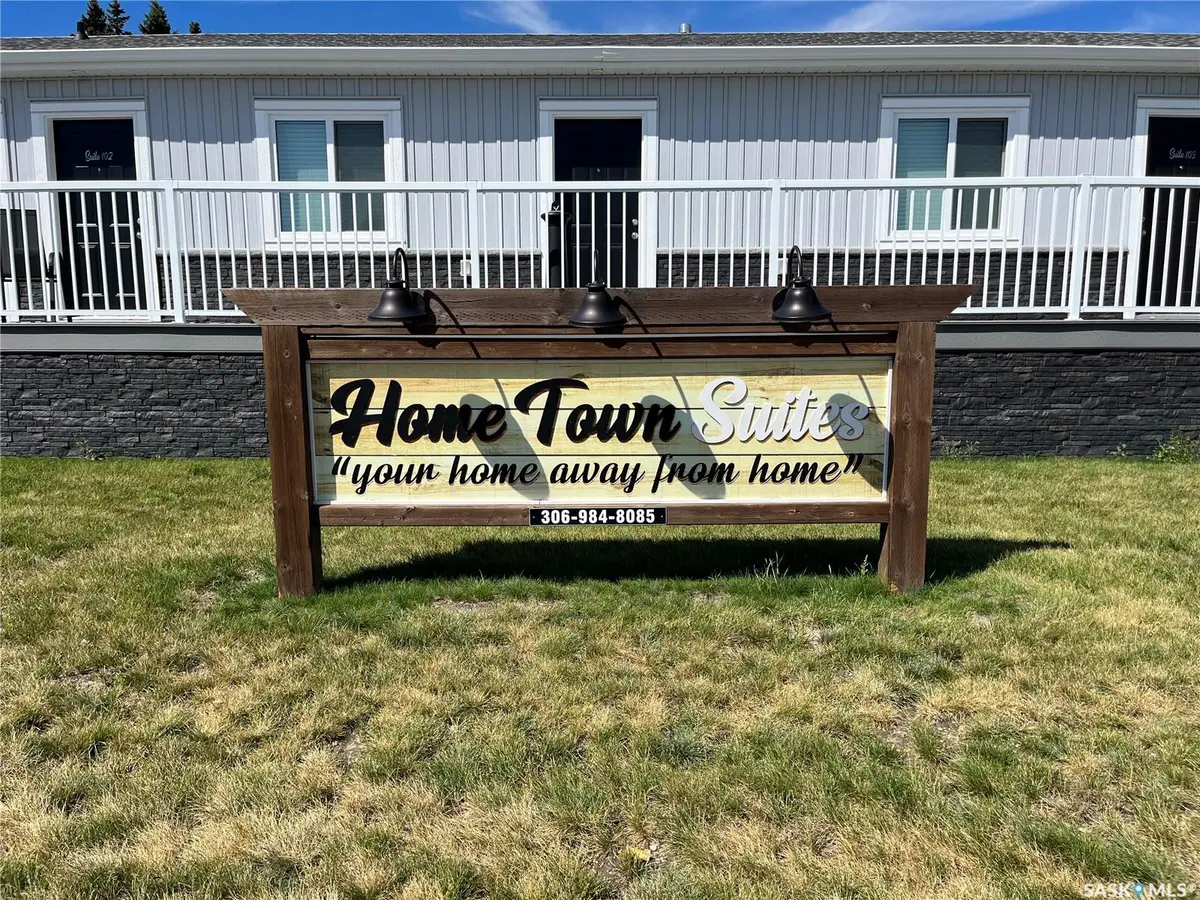 31 and  11 Main STREET, Leoville, SK S0J 1N0