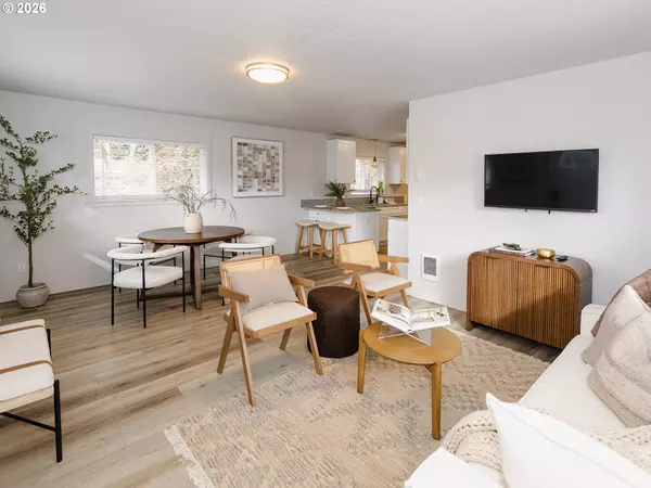 Kelso, WA 98626,114 RED ROW RD