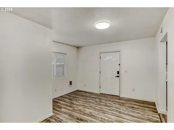 9002 NE PRESCOTT ST, Portland, OR 97220