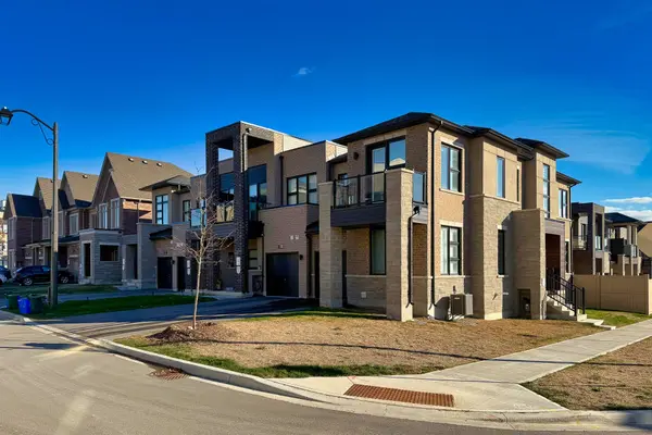 15 PERCY RYE AVE, Markham, ON L6C 3K1