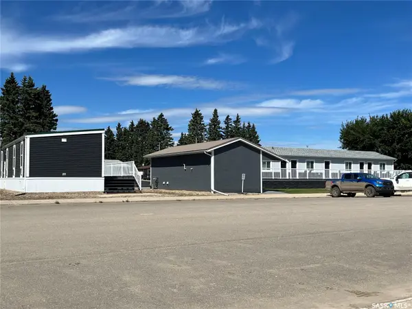 31 and  11 Main STREET, Leoville, SK S0J 1N0