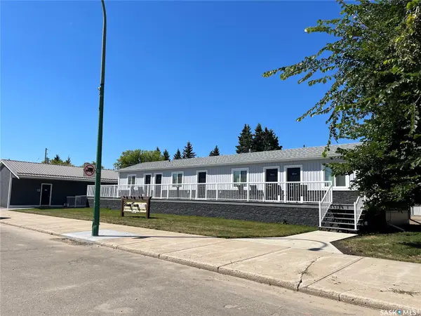 31 and  11 Main STREET, Leoville, SK S0J 1N0