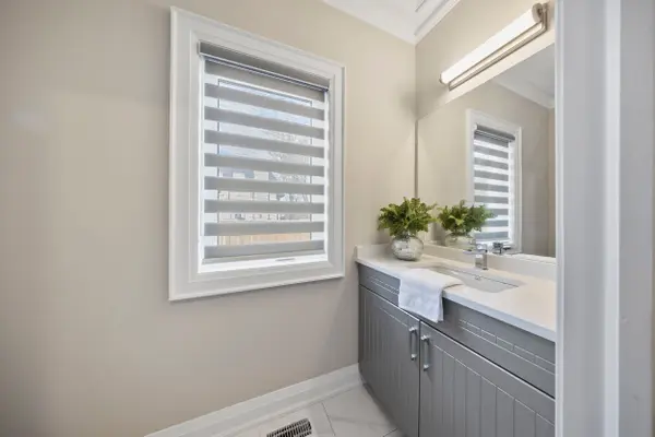 732 Hillview CRES, Pickering, ON L1W 2R8