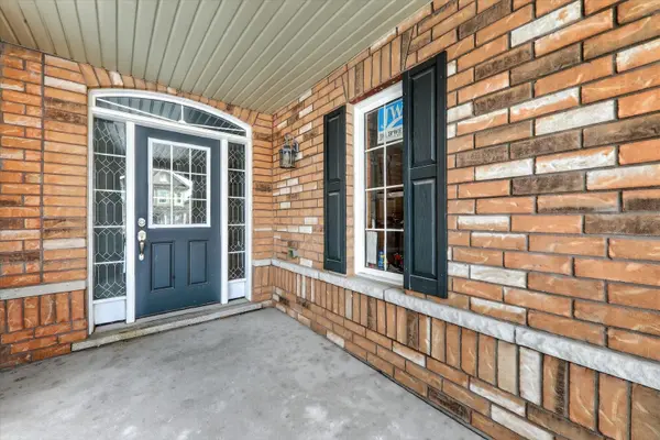 63 Henry Smith AVE, Clarington, ON L1C 0W1