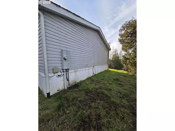 Glide, OR 97443,781 PINE RIDGE DR