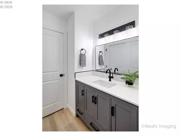 Kelso, WA 98626,1201 BEHSHEL HEIGHTS RD