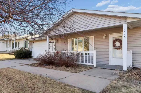 205 Valley Road, Williamsburg, IA 52361