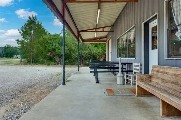 12761 FM 909, Bogata, TX 75417