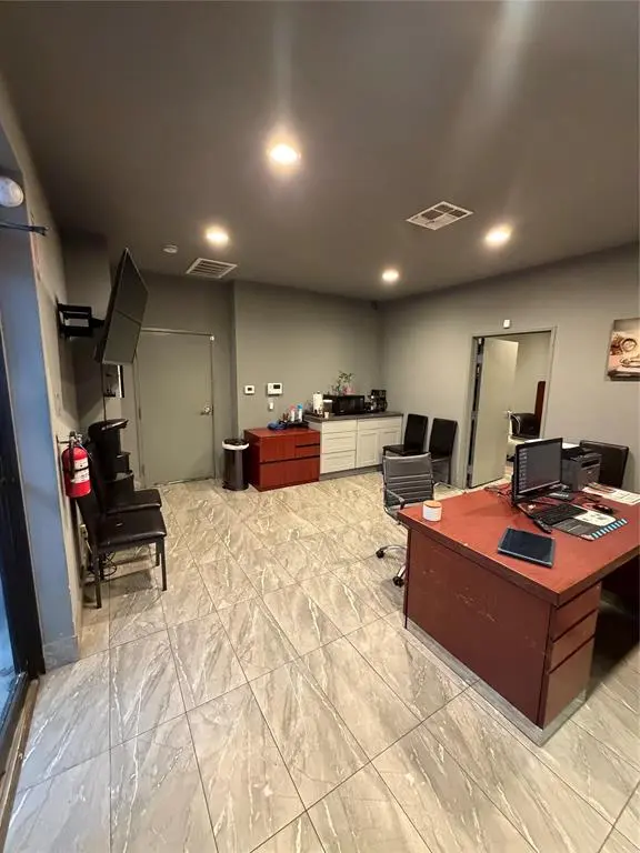 11252 Goodnight Lane, Dallas, TX 75229