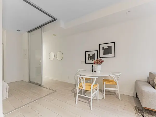 55 Mercer ST #312, Toronto C01, ON M5V 0W4