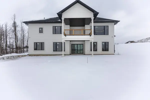 11 Caldwell DR, Oro-medonte, ON L0L 2L0