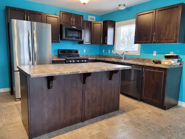 3293 Morrell ST, Brooke-alvinston, ON N0N 1A0