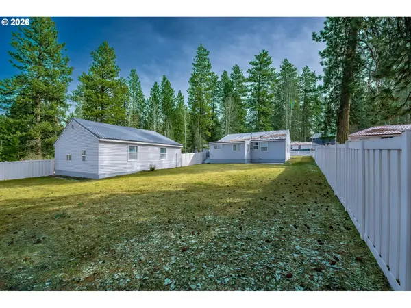 138722 RHODODENDRON ST, Gilchrist, OR 97737