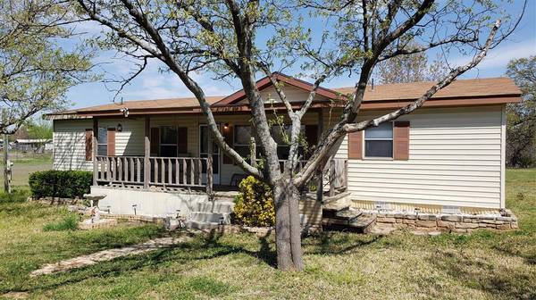 602 Airfield Road,  Aurora,  TX 76078