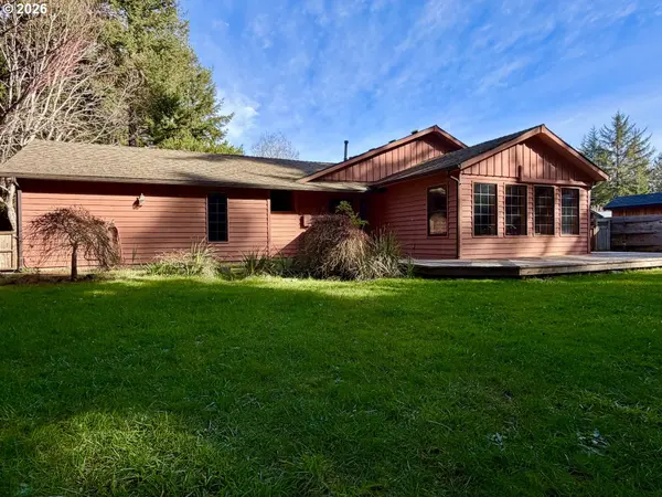 780 MICHIGAN AVE, Bandon, OR 97411