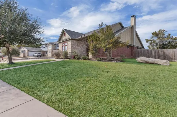 125 Camelot Street, Glen Rose, TX 76043