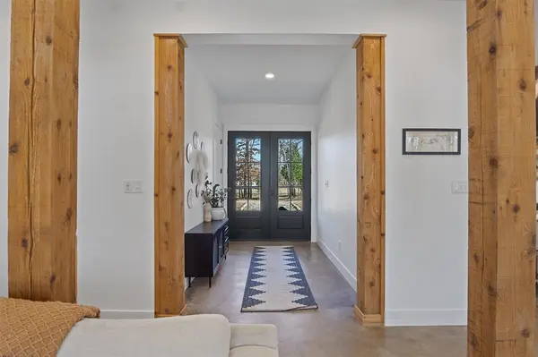 8012 County Road 1201, Malakoff, TX 75148