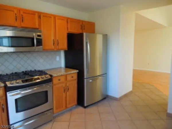 168 Potomac Dr  Condo #168, Bernards Twp., NJ 07920