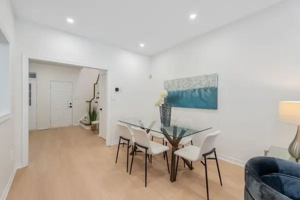 74 Cameo DR, Richmond Hill, ON L4S 2C1