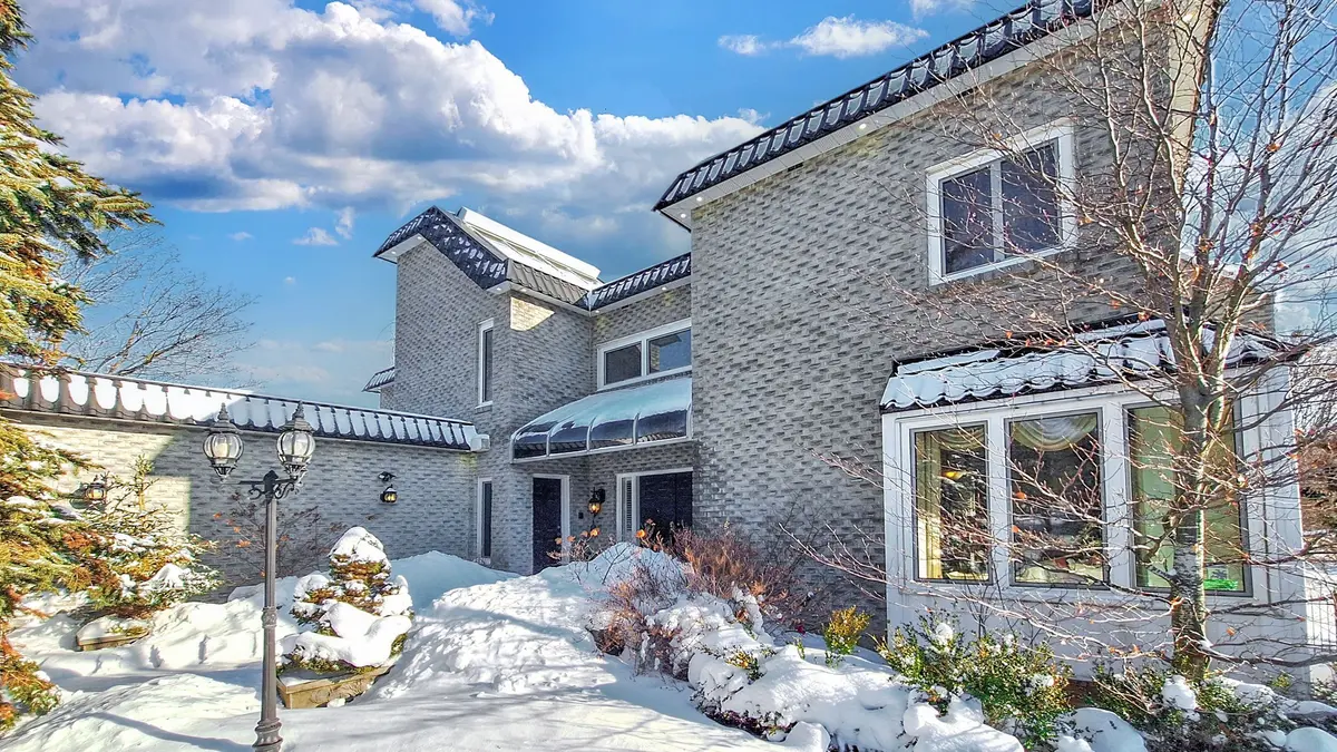 788 Woodland Acres CRES, Vaughan, ON L6A 1G2